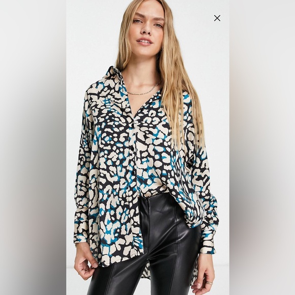 TopShop Oversized Satin Animal Print Shirt - Picture 1 of 4